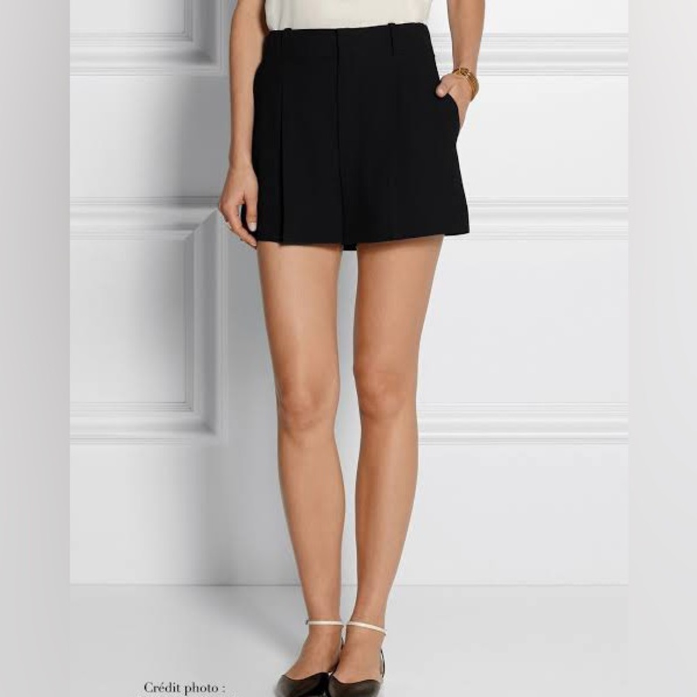 Chloe Black High-Waist Tailored Bermuda Shorts